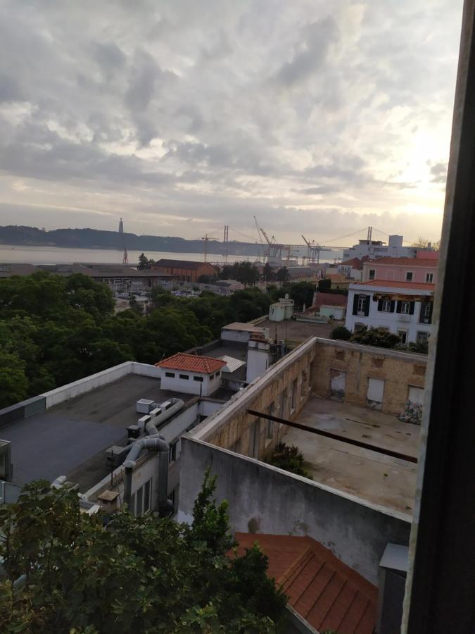 Cenario Catita Hostel Lisbon Exterior photo